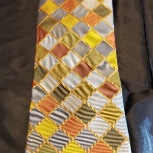 Vibrant Geometric Tie in Multicolor